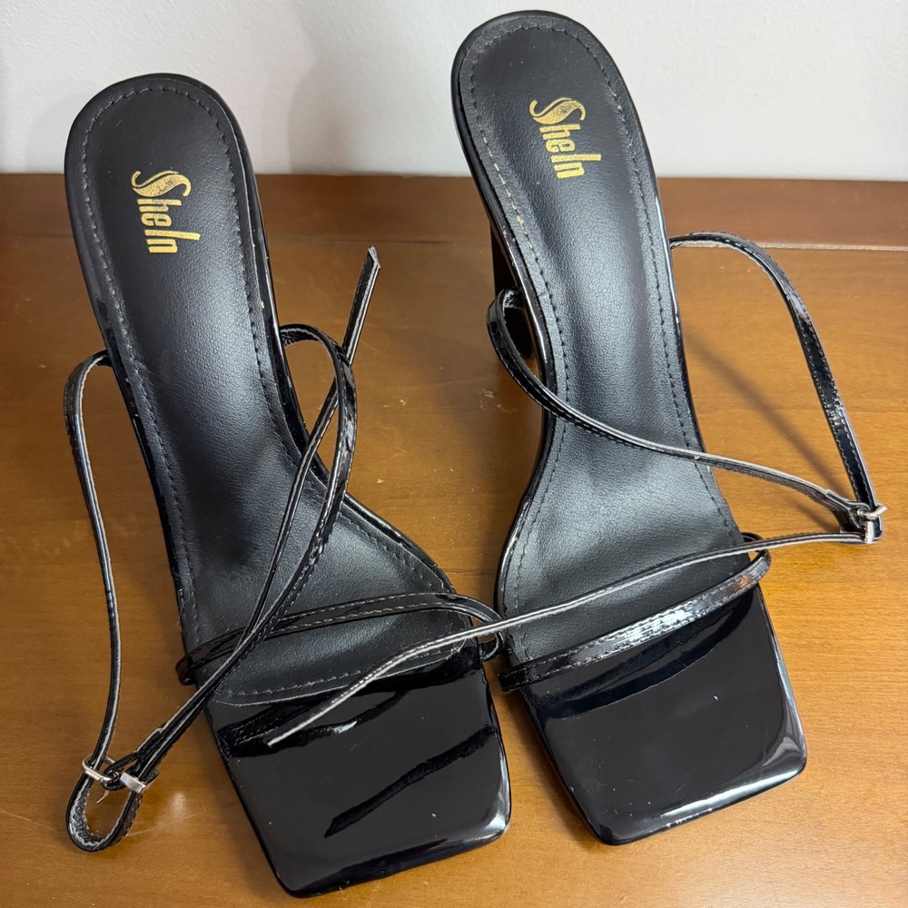 Women's Black Patent Square Toe Strappy High Block Heel Sandals 7.5 SHELN